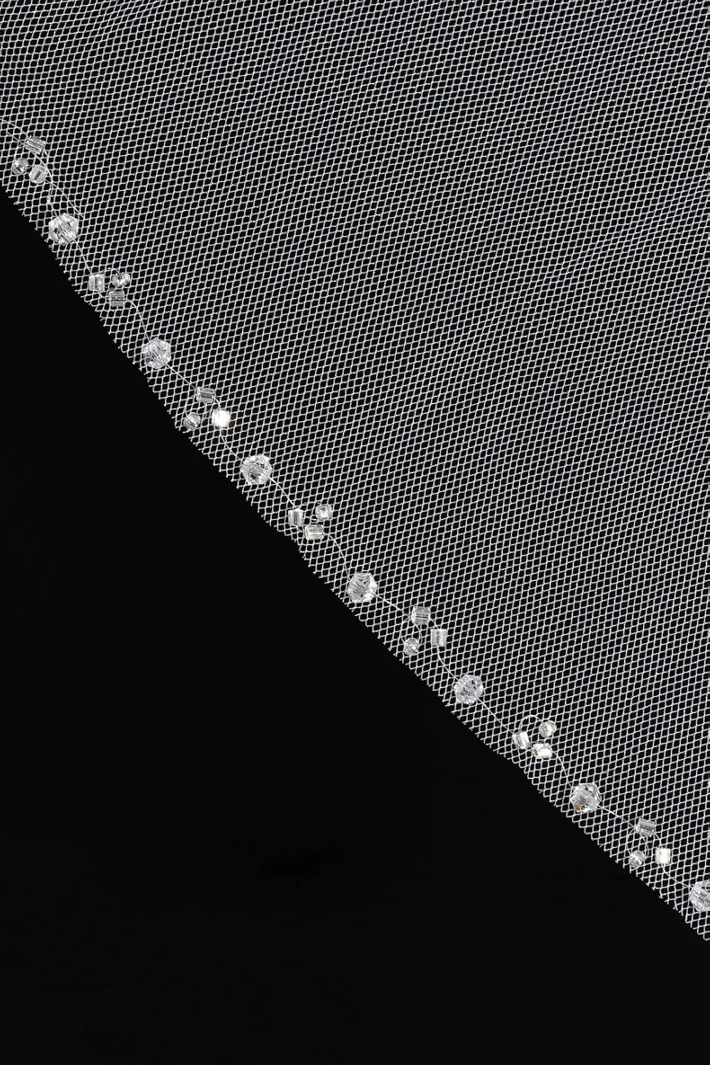 1T 1 Tier Crystals Seed Beaded quantifiable almost comic thunderous circulate Bridal Wedding Veil SAMKY 