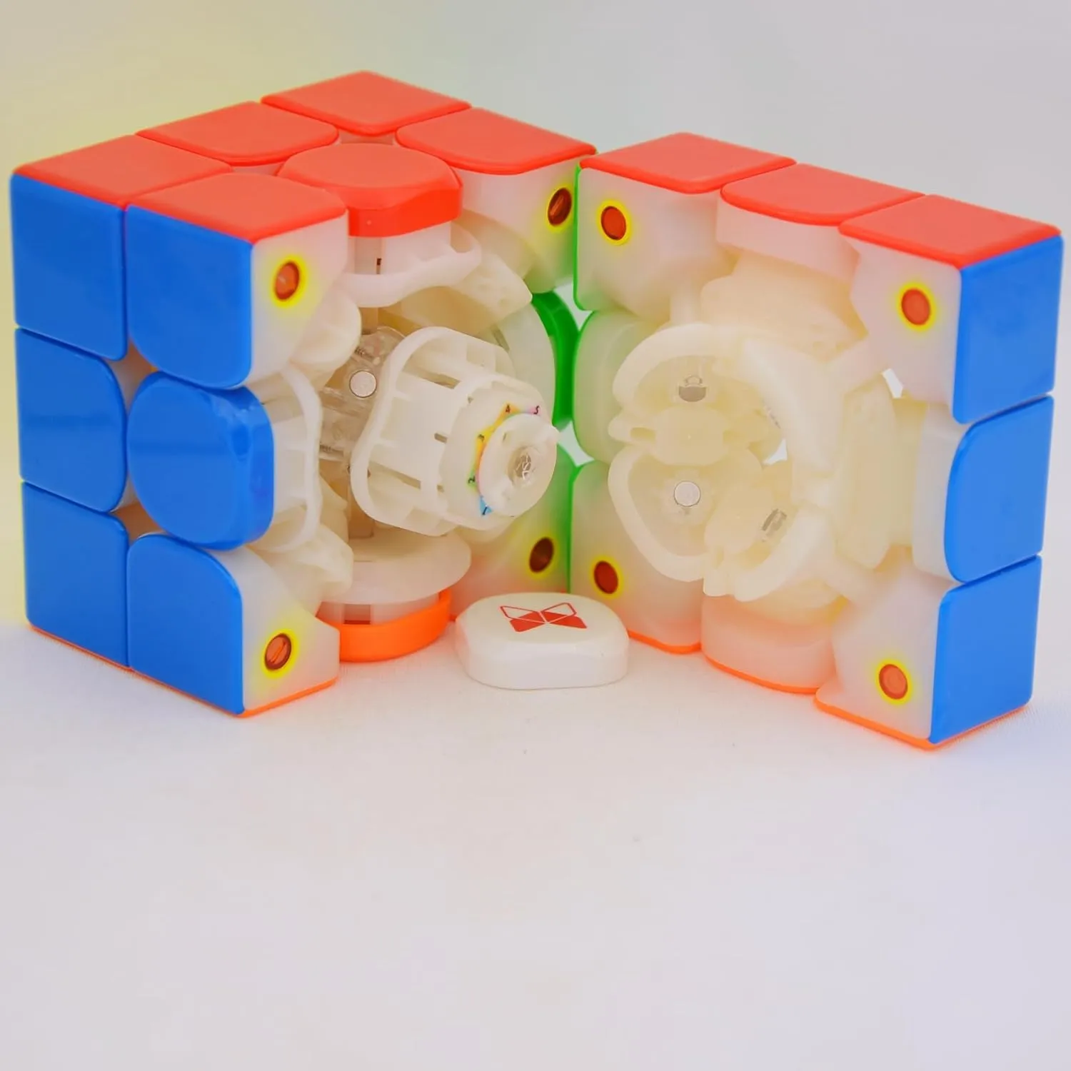 3x3x3 Puzzle 2023 New Cubes Stickerless(UV Version) Bukefuno QY Tornado V3 M impair recoup rebel UV 3x3 Magnetic Speed Magic Cube QY Toys Tornado V3M MagLev UV 
