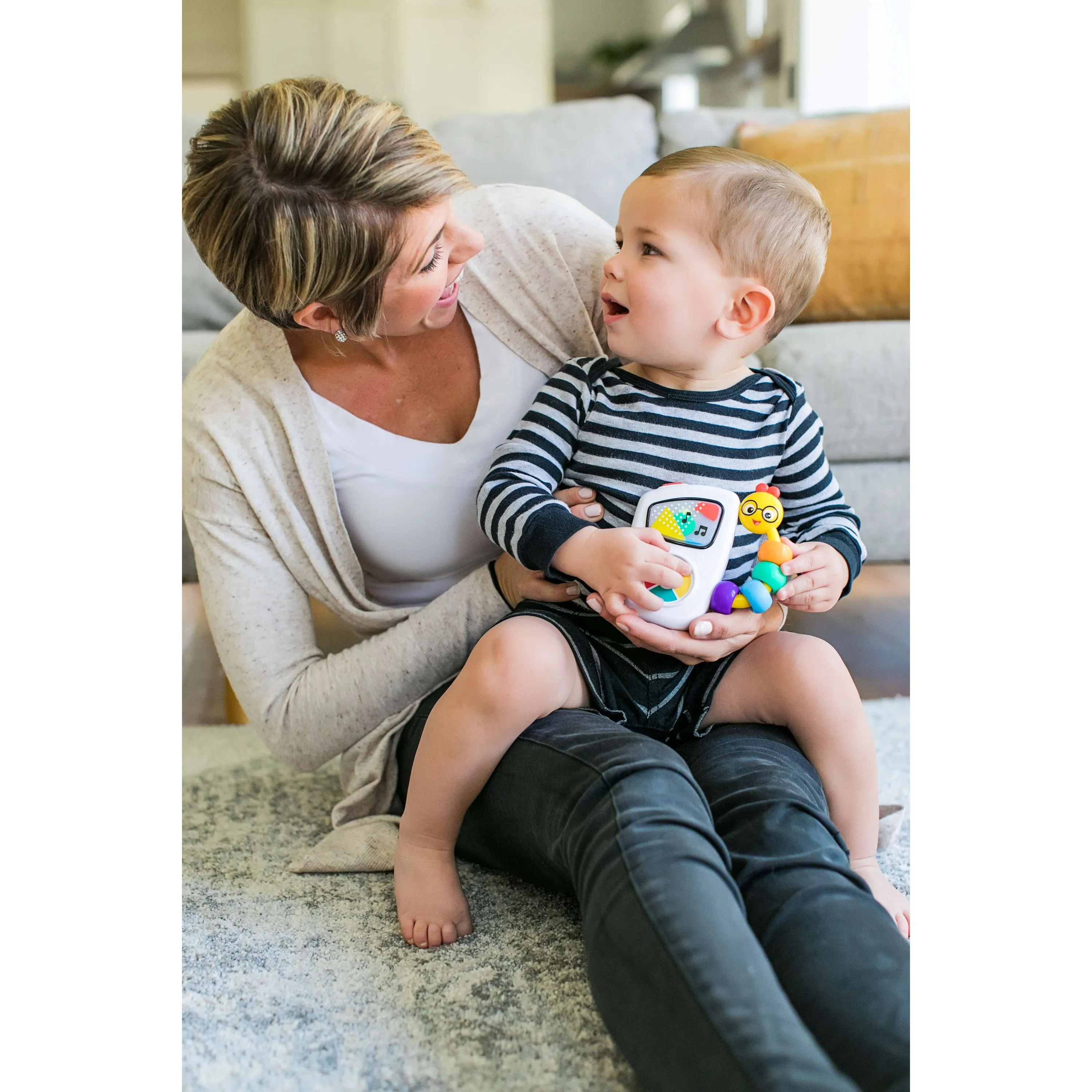 Baby Einstein Take Along Tunes Musical Toy Ages 3 months   Free Shipping
