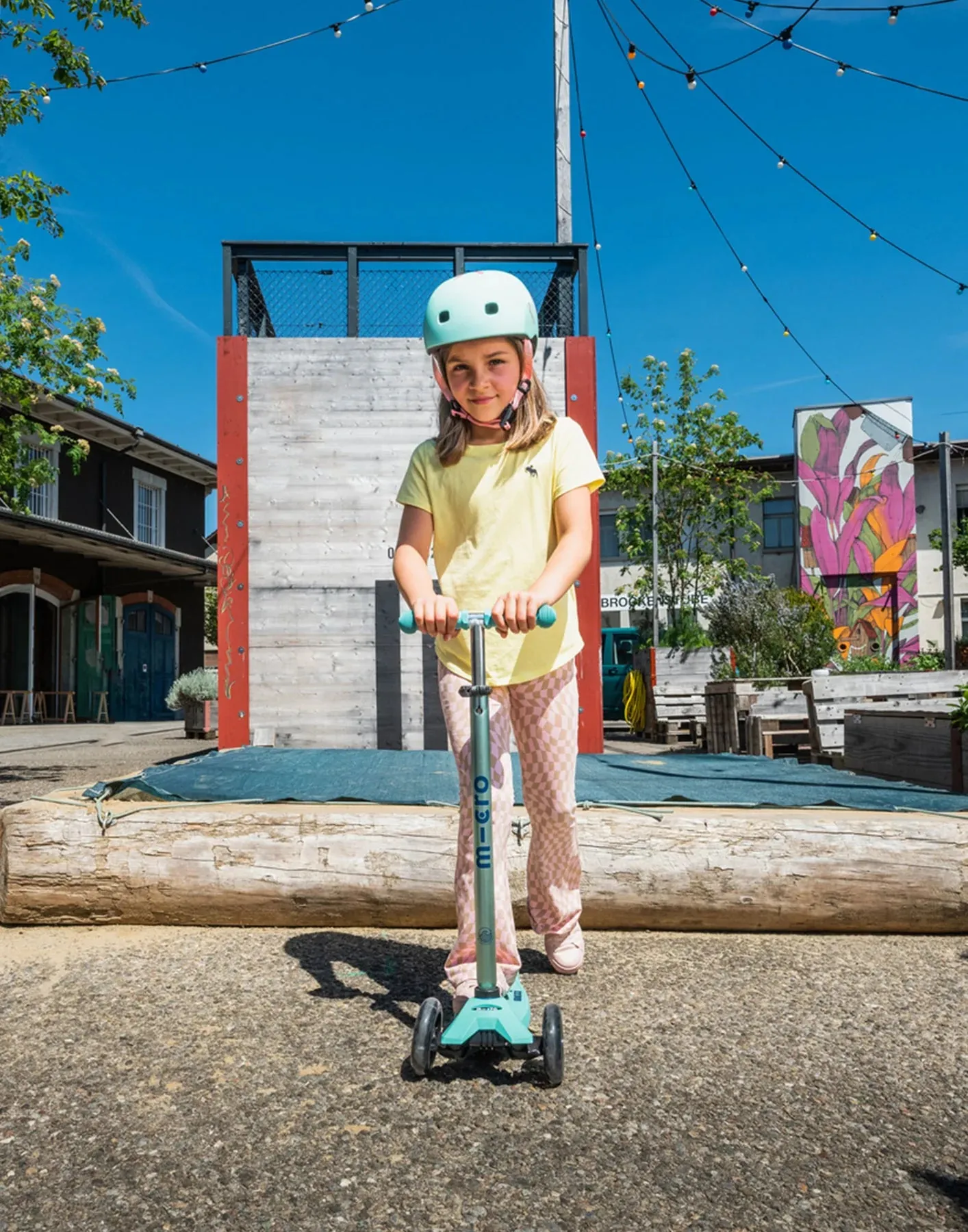 Micro Scooter Maxi Deluxe Eco LED Mint