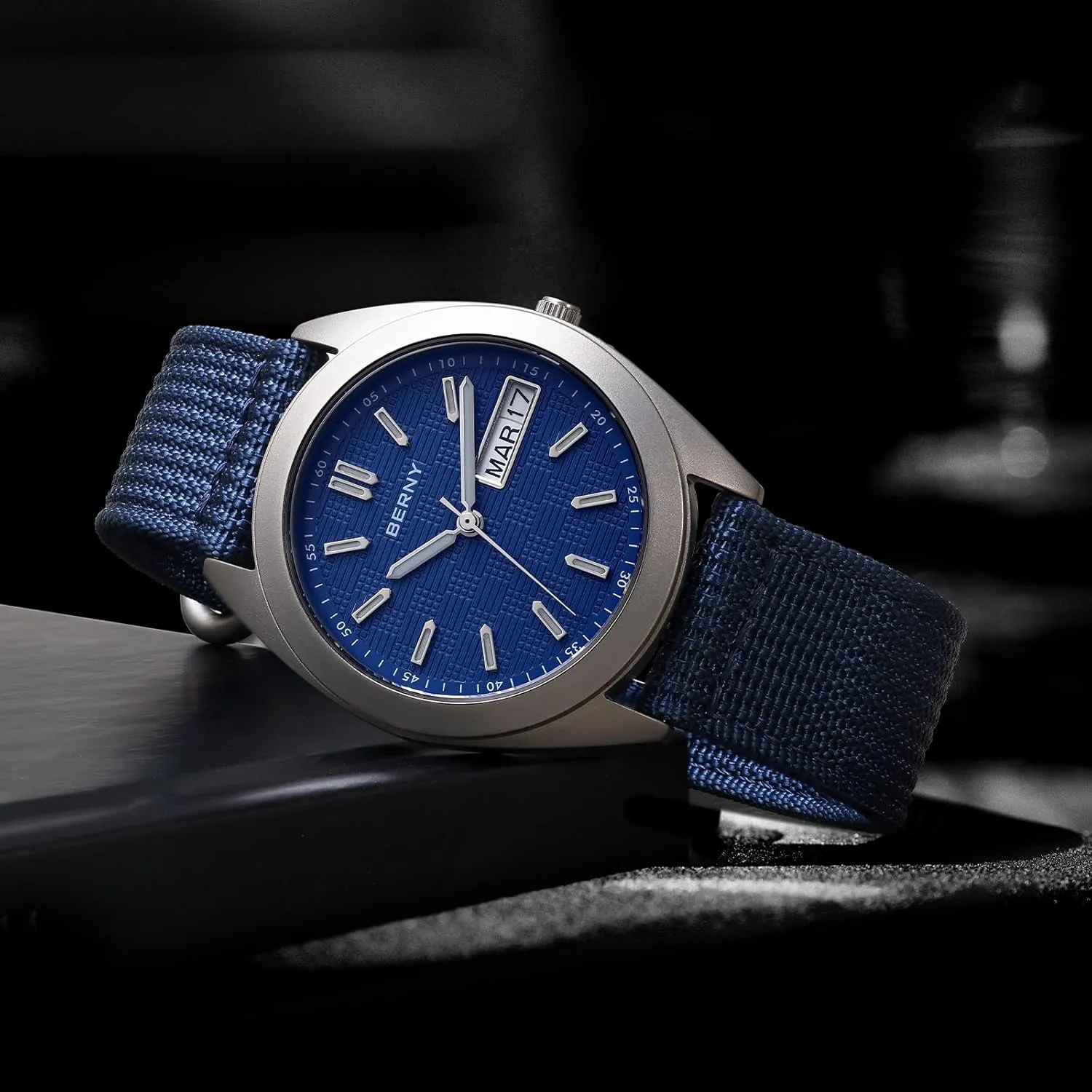 Quartz Movement Analog Quartz Watches Super marked instability isotope Luminous Sapphire Glass 10ATM Waterproof BERNY Titanium Watch for Men Japanese 