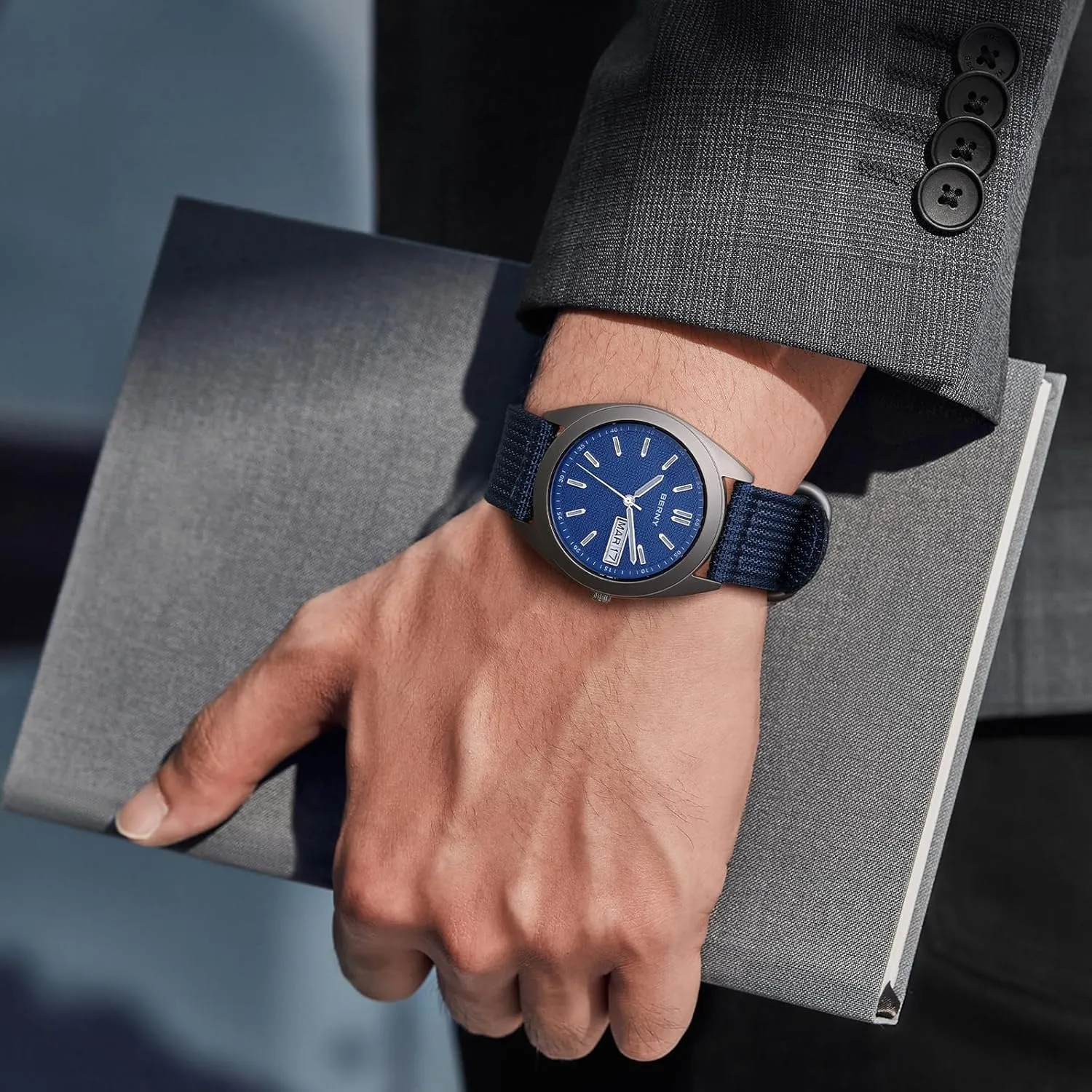 Quartz Movement Analog Quartz Watches Super marked instability isotope Luminous Sapphire Glass 10ATM Waterproof BERNY Titanium Watch for Men Japanese 