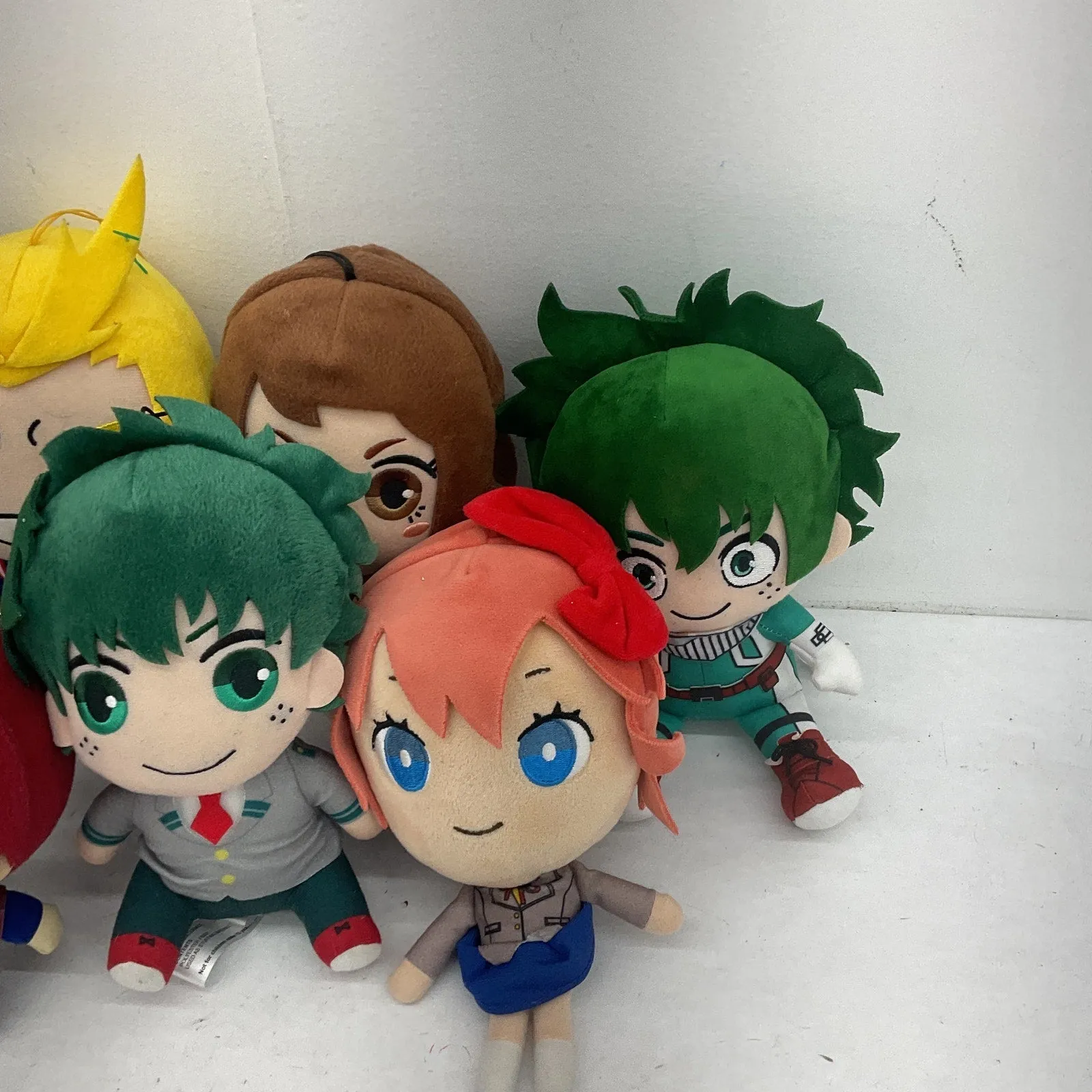Random Mixed Anime Cartoon Character Plush Dolls Natsuki My Hero Academia Etc