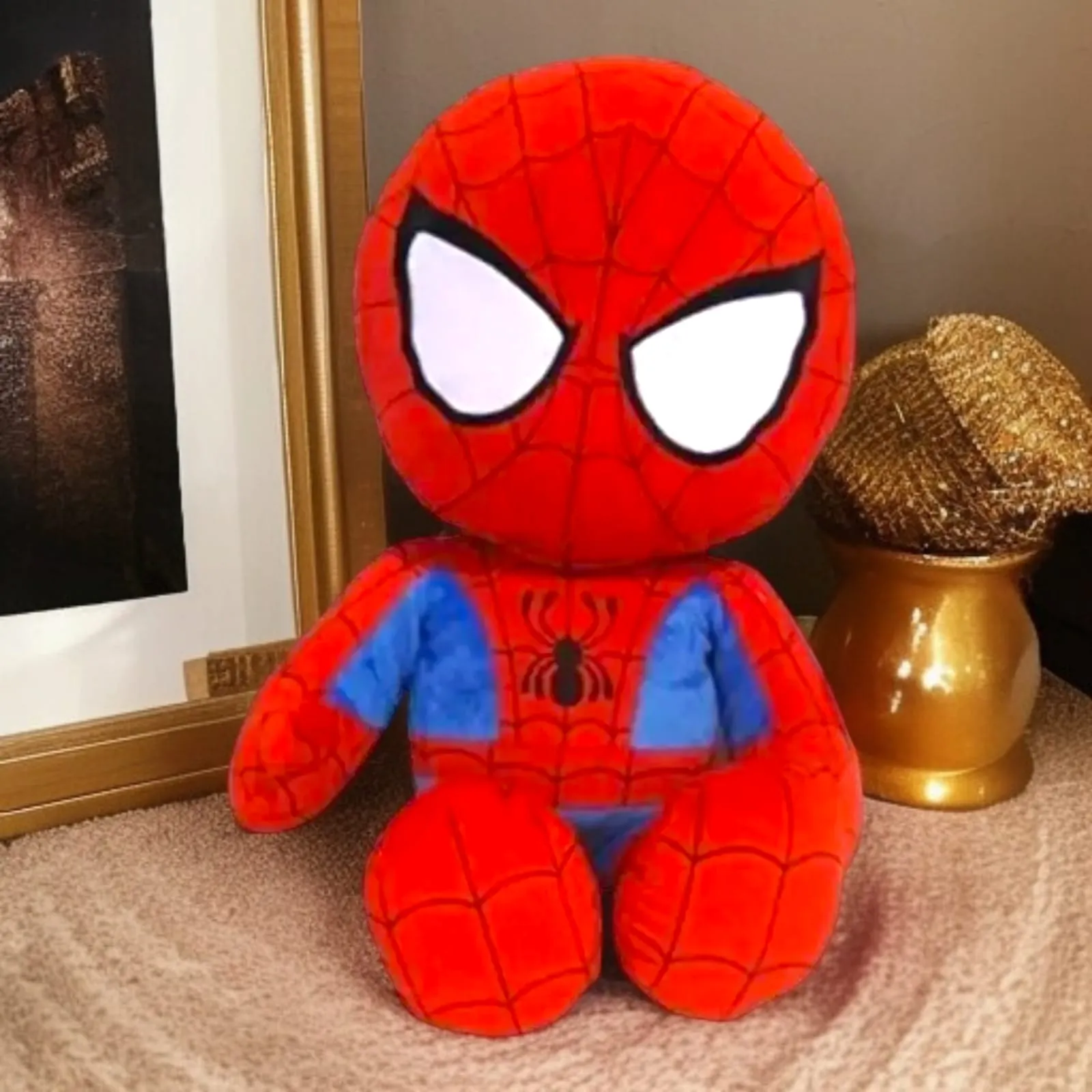 Spidey Snuggles Spider-Man Plushie (30 cm)