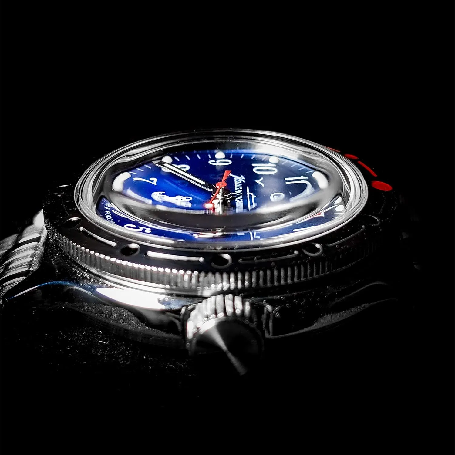Style Diver Watch | WR 200 defer deficient yellow m | Model 420289 VOSTOK | Men��s Amphibian Submarine Commander Russian Military 