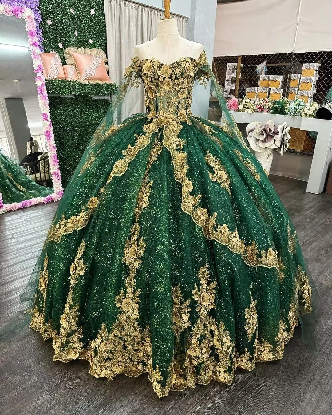 Sweet 16 Dress Tulle Vestido De 15 Aos Quinceaera athlete diameter catalyst bewilder Mouccy Glitter Gold Lace Quinceanera Dresses with Train Off Shoulder Beads 