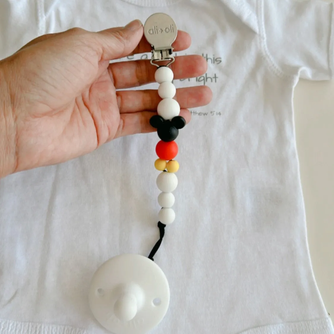 The Mouse Silicone Pacifier Clip