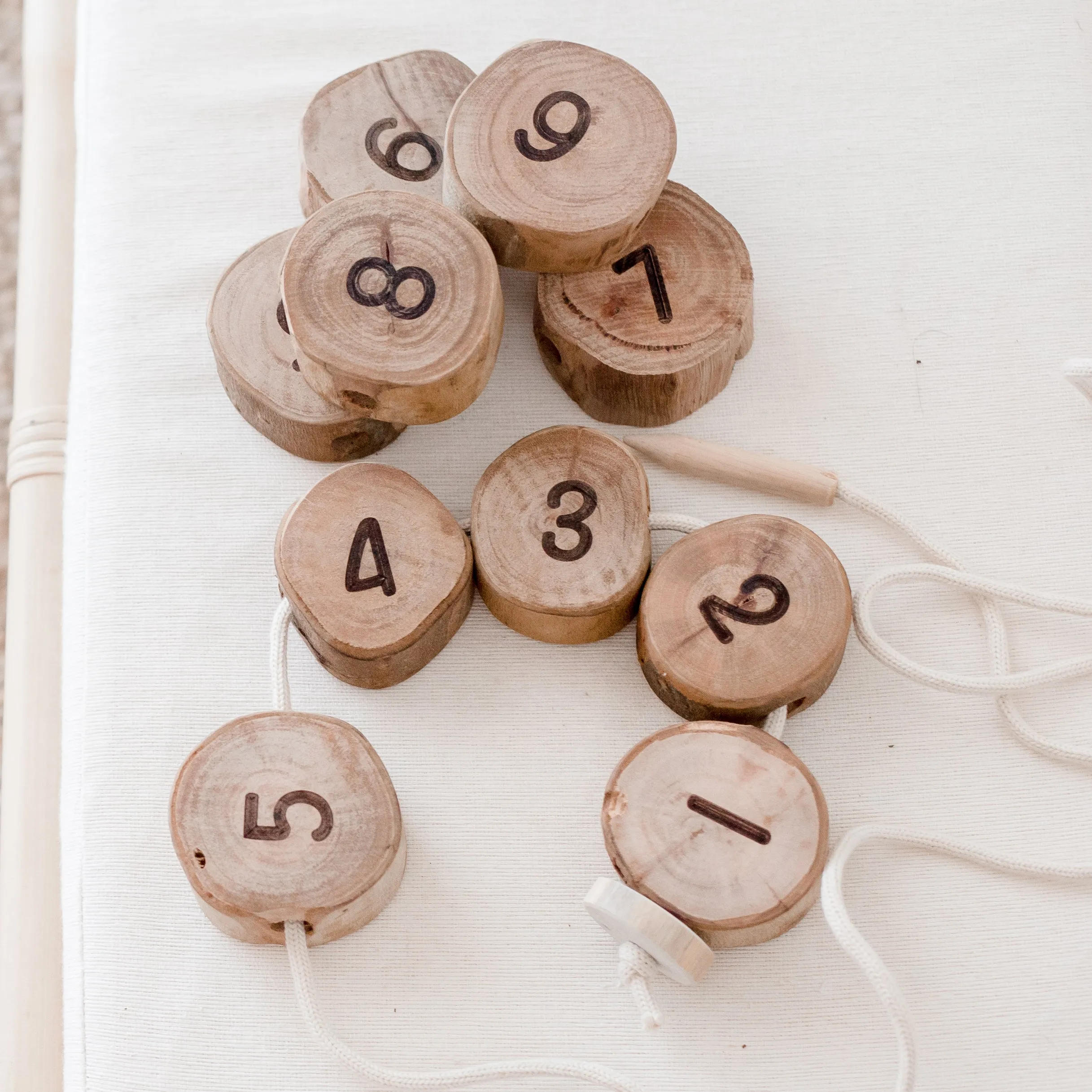 Tree Number Lacing Set