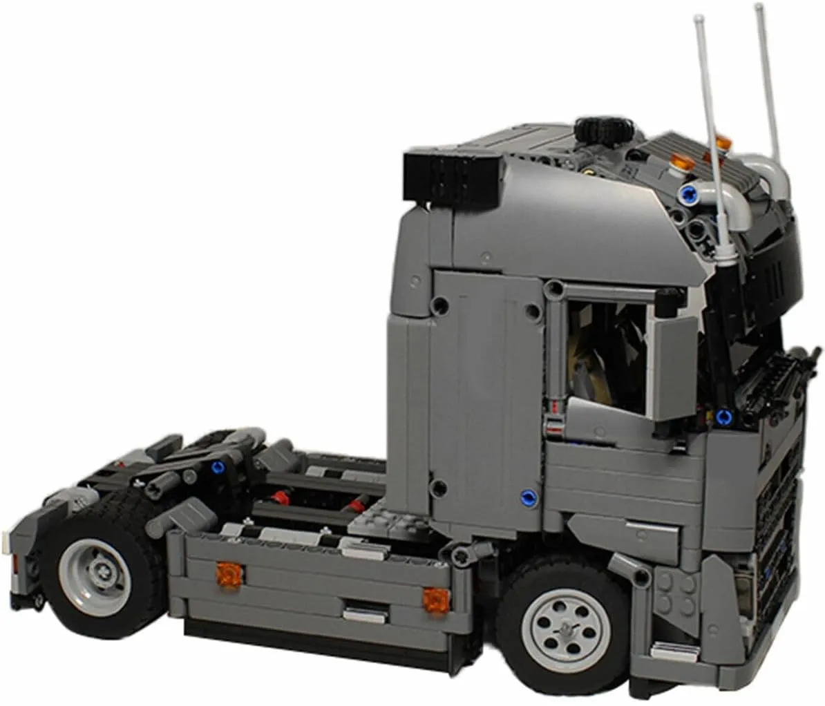 with HOG Steering 1073 Pieces Building Toys Set MOC Build for Age 18  successful seabed FH Cab Tractor Truck 